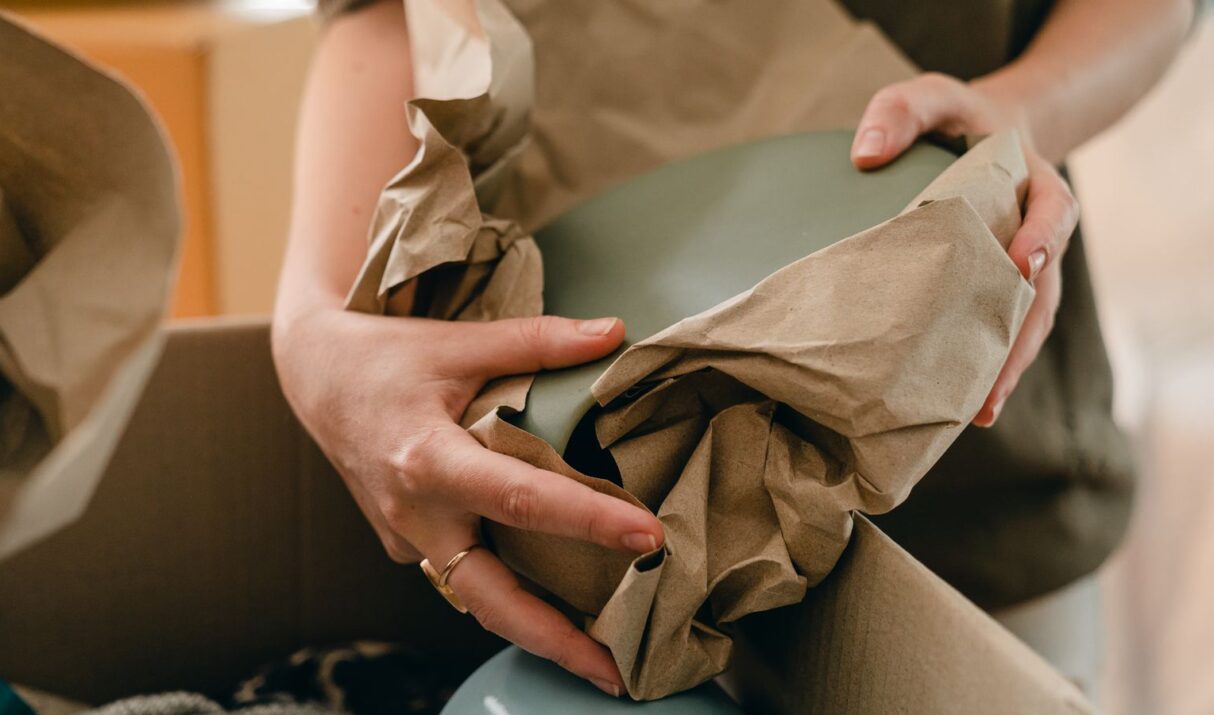 How to Pack Dishes and Fragile Items Like a Pro